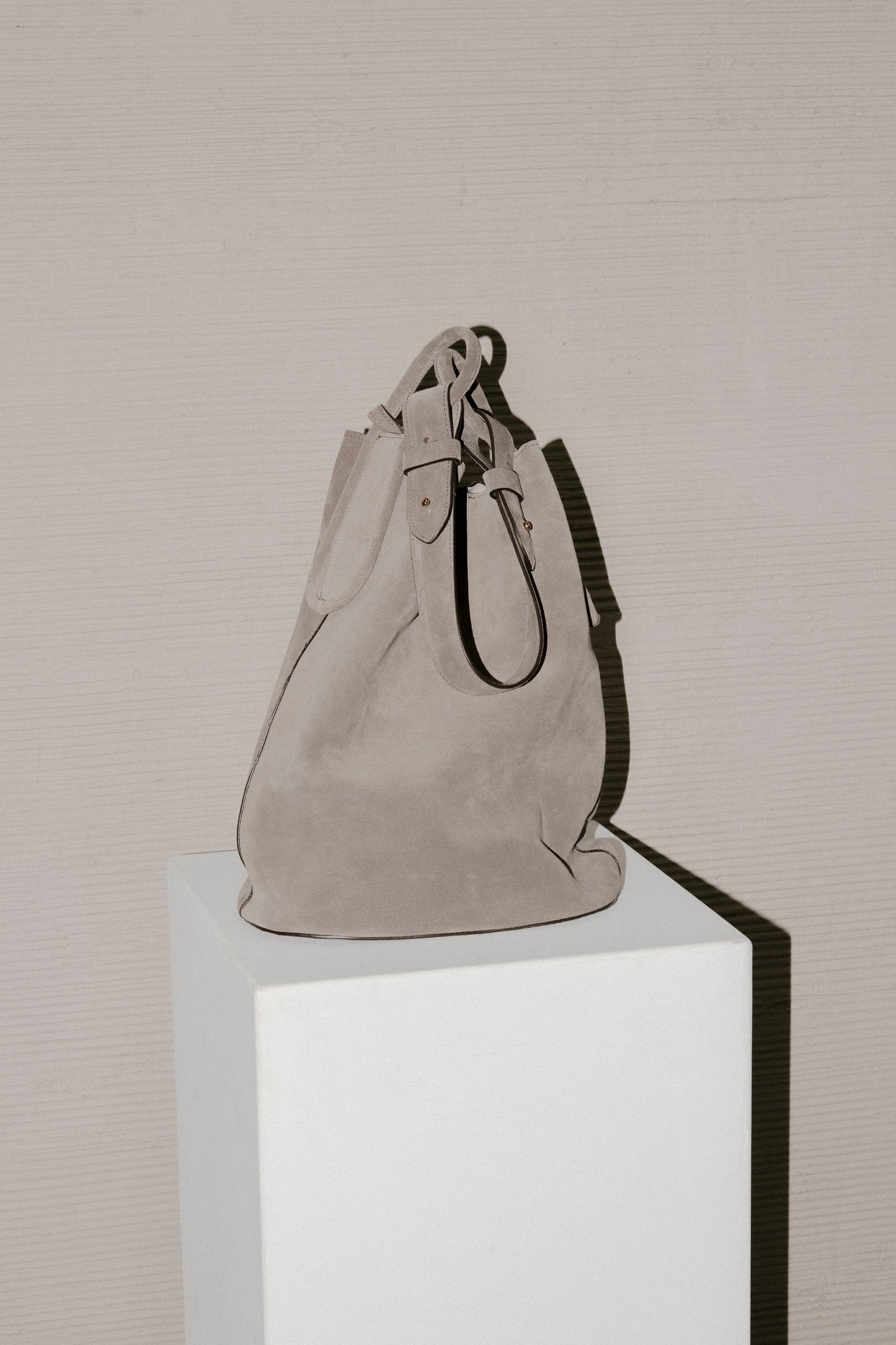 Pre-Order Tierralta Tote Suede Taupe